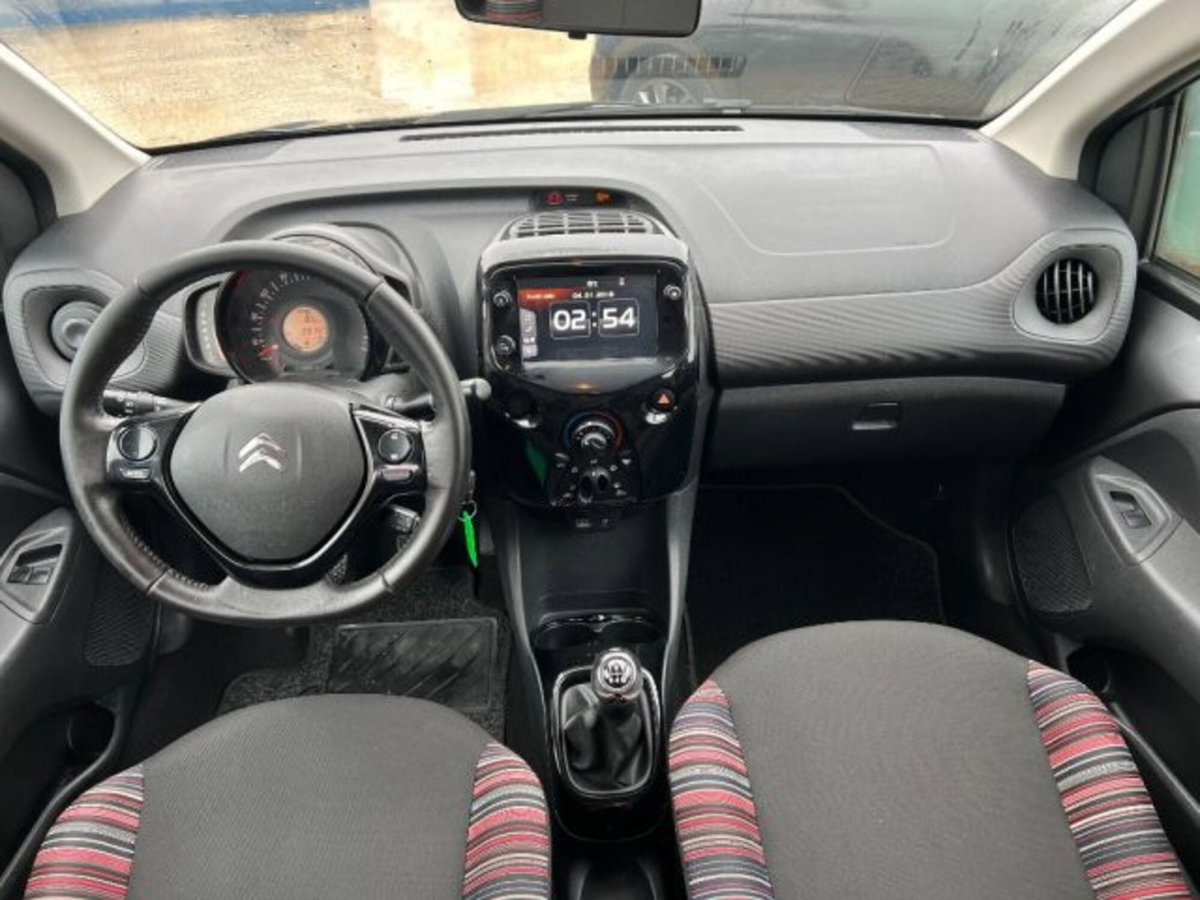 Citroen C1 C1 VTi 72 5 porte Shine (19)