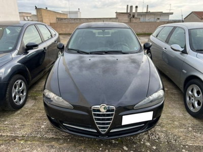 Alfa Romeo 147 1.9 JTD (120) 5 porte Moving (3)