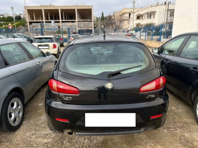 Alfa Romeo 147 1.9 JTD (120) 5 porte Moving (6)
