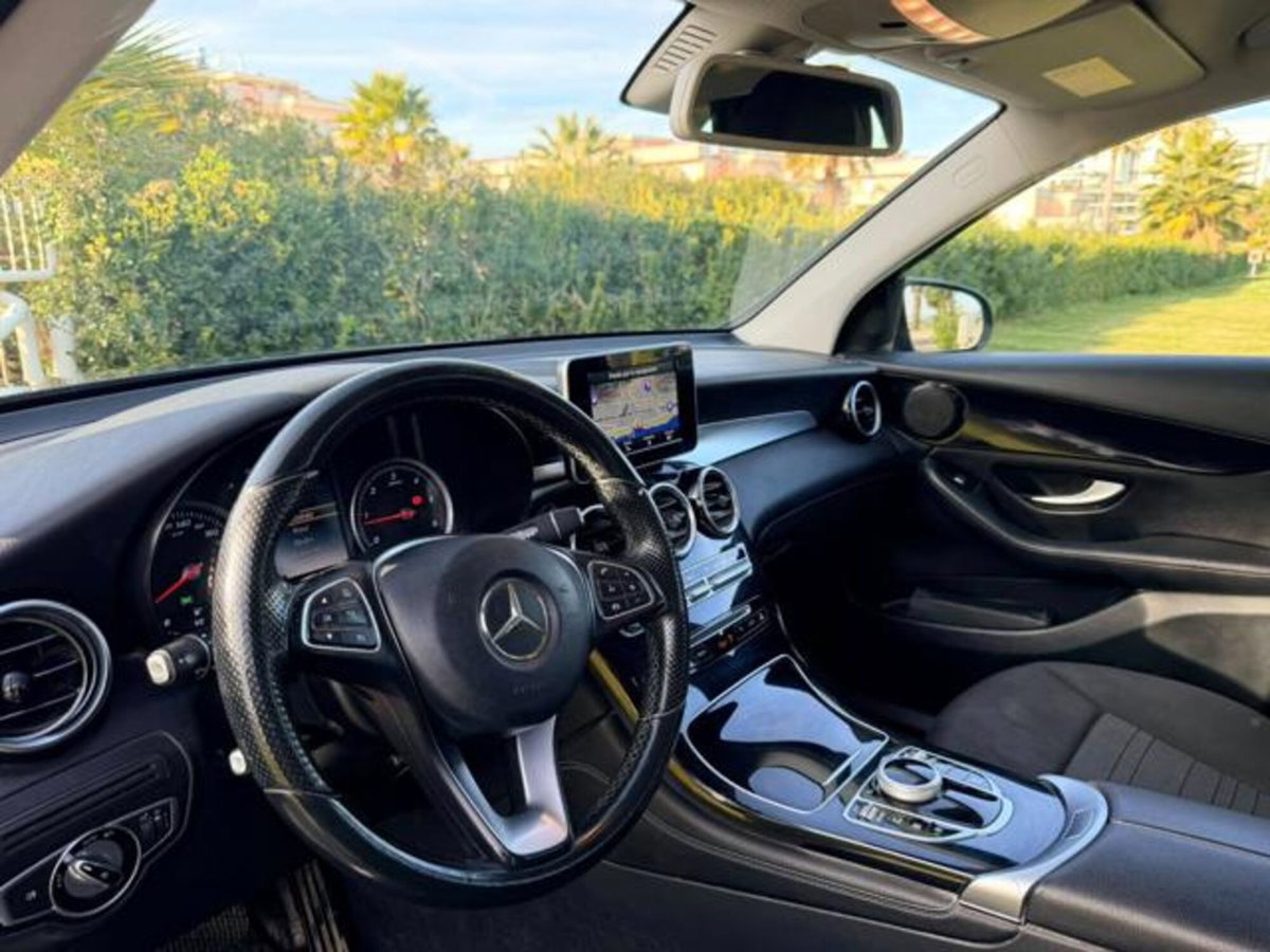 Mercedes-Benz GLC SUV 220 d 4Matic Business (10)