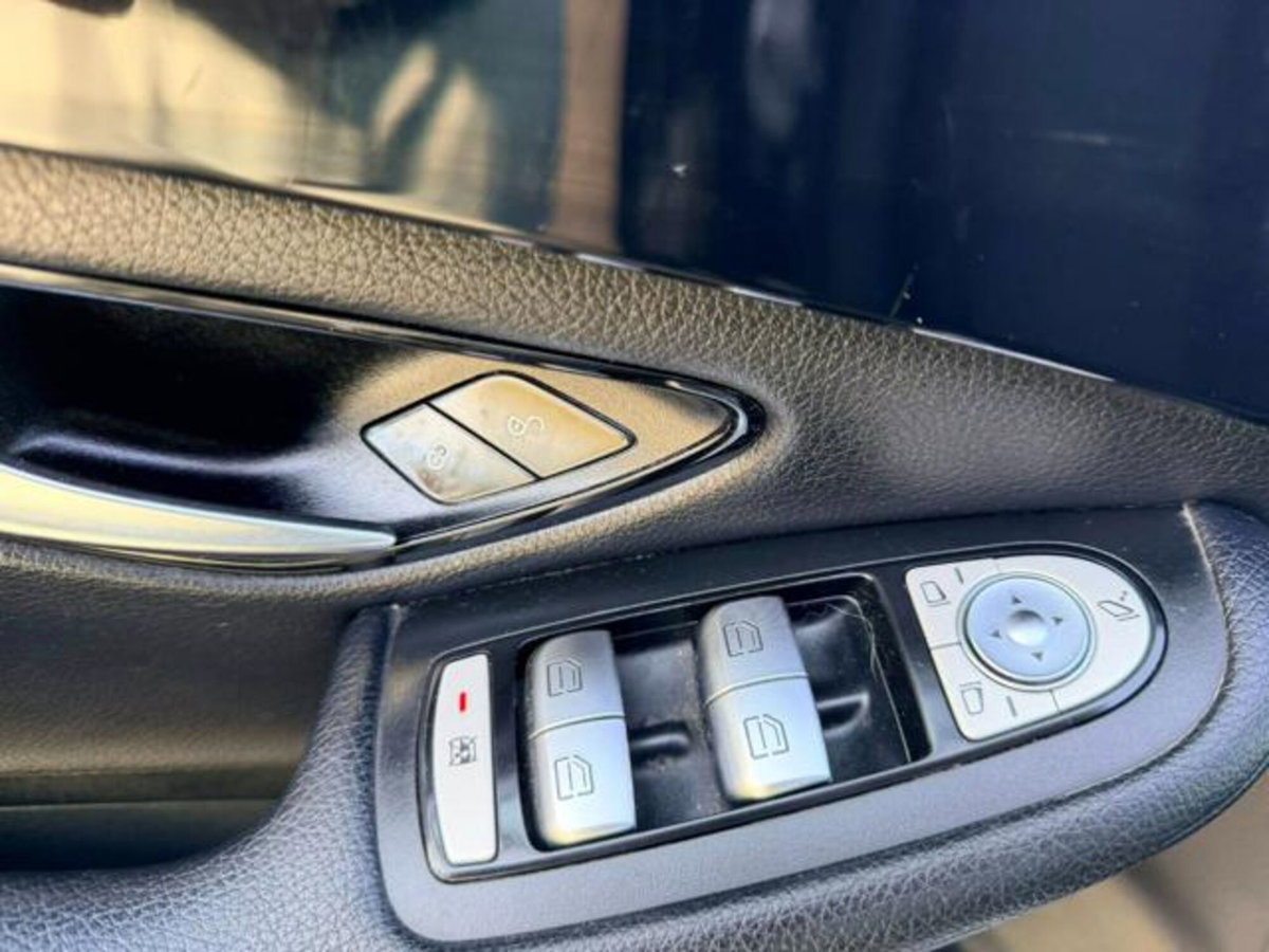 Mercedes-Benz GLC SUV 220 d 4Matic Business (14)