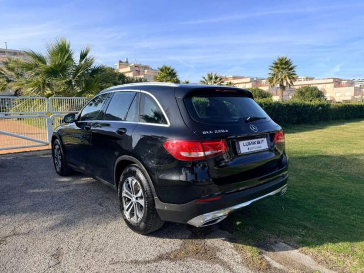 Mercedes-Benz GLC SUV 220 d 4Matic Business (5)