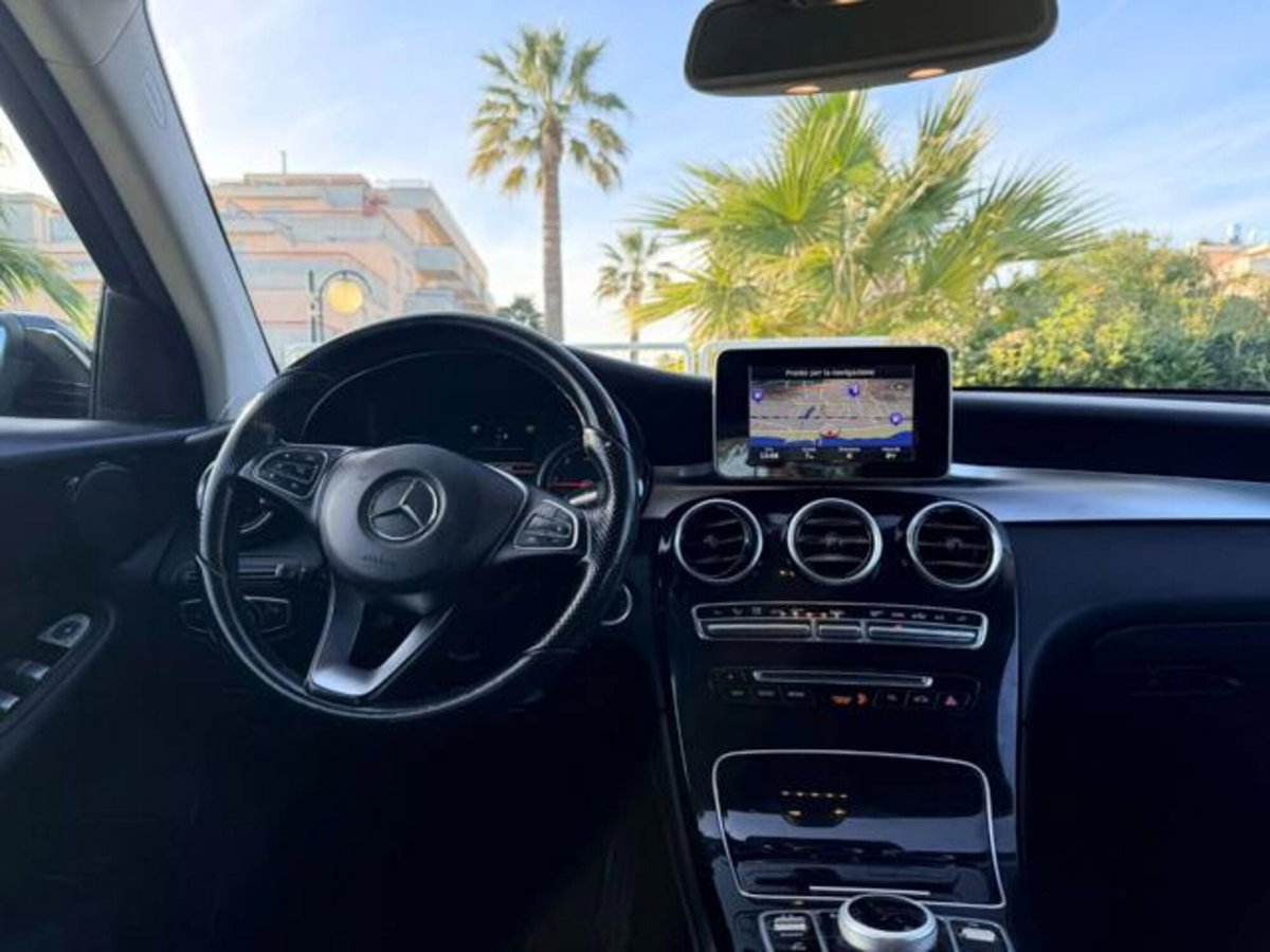 Mercedes-Benz GLC SUV 220 d 4Matic Business (9)
