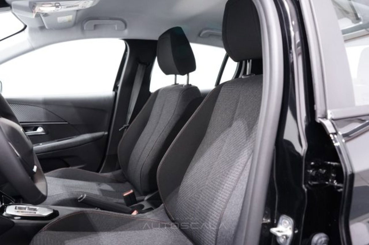 Peugeot 208 1.2 hybrid Active 100cv e-dcs 6 (11)