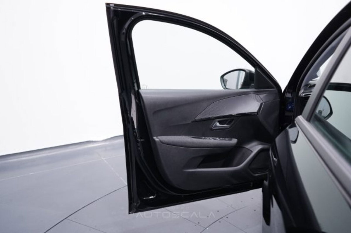 Peugeot 208 1.2 hybrid Active 100cv e-dcs 6 (9)