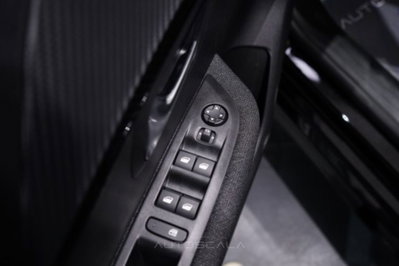 Peugeot 208 1.2 hybrid Active 100cv e-dcs 6 (10)