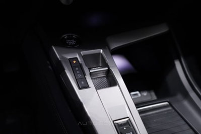 Peugeot 408 1.6 hybrid phev Allure 180cv e-eat8 (19)
