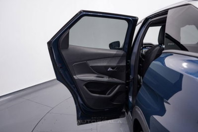 Peugeot 3008 BlueHDi 130 S&S EAT8 Allure Pack (18)