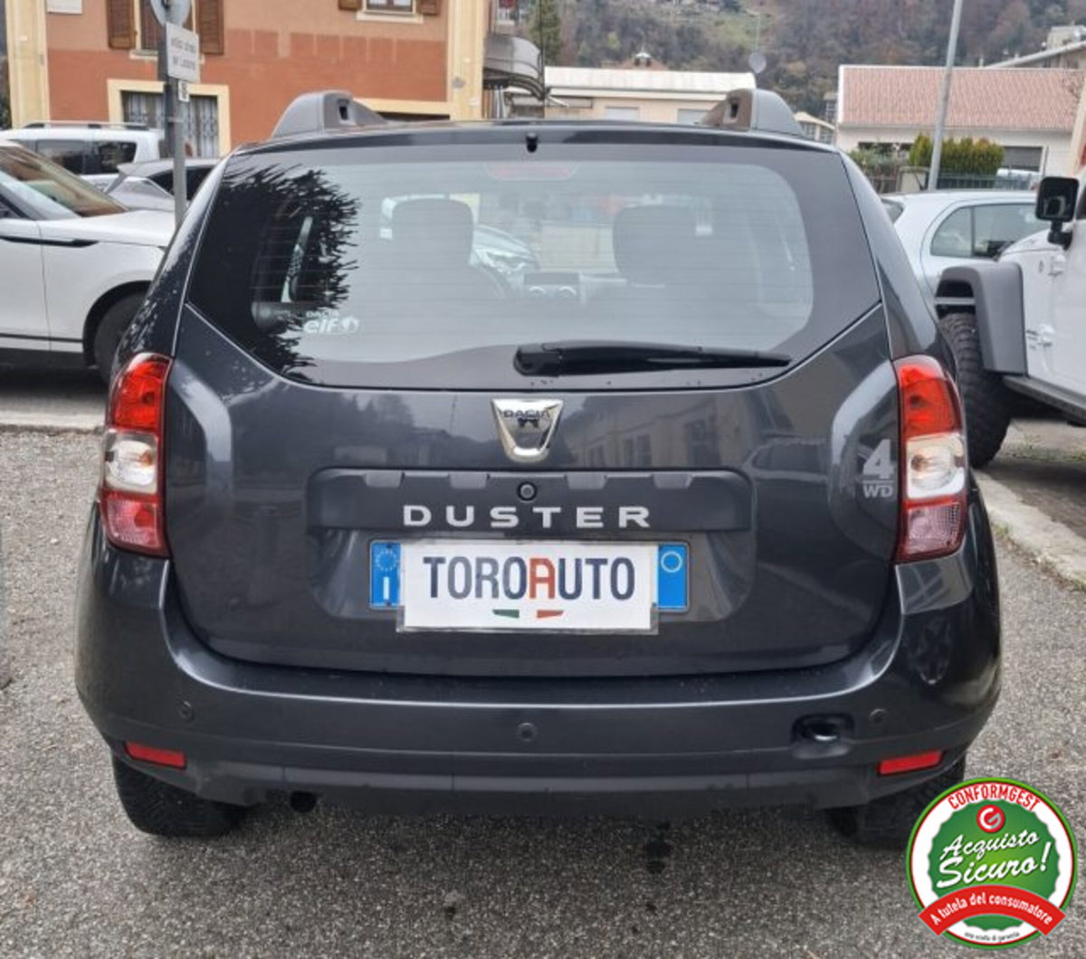 Dacia Duster 1.5 dCi 110CV S&S 4x4 Serie Speciale Lauréate Family (6)