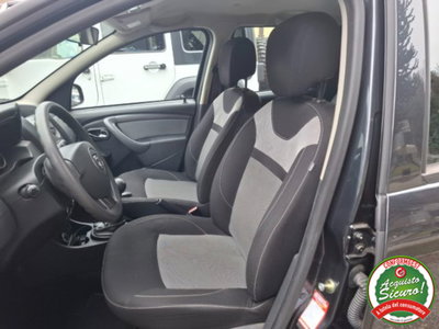 Dacia Duster 1.5 dCi 110CV S&S 4x4 Serie Speciale Lauréate Family (9)