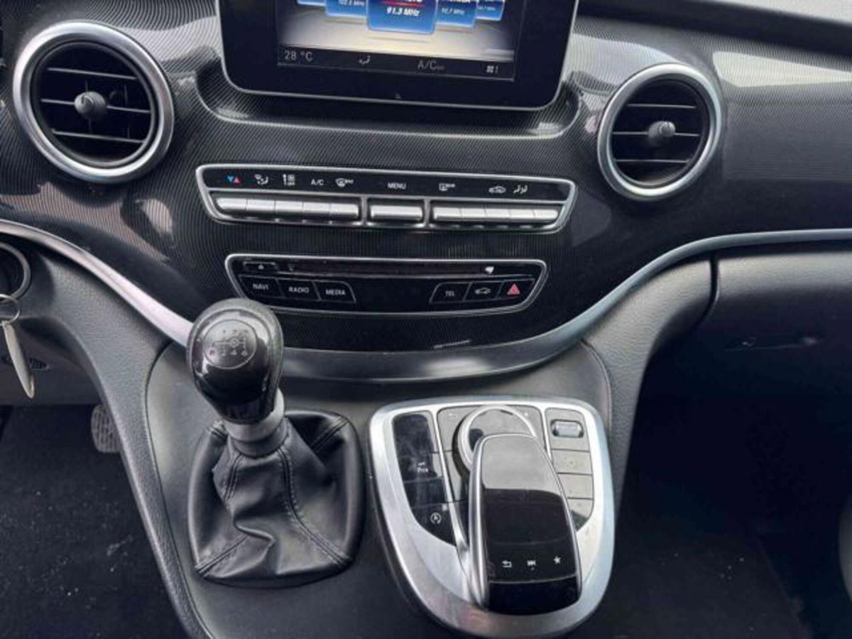 Mercedes-Benz Classe V 220 d Executive Long (16)