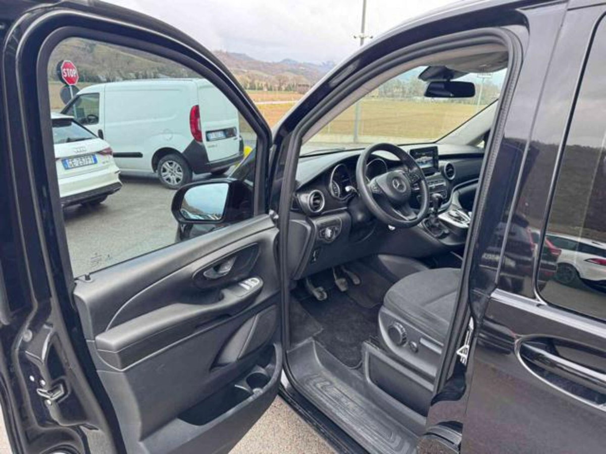 Mercedes-Benz Classe V 220 d Executive Long (9)