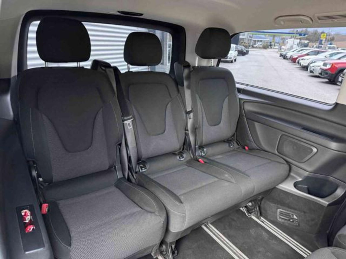 Mercedes-Benz Classe V 220 d Executive Long (19)