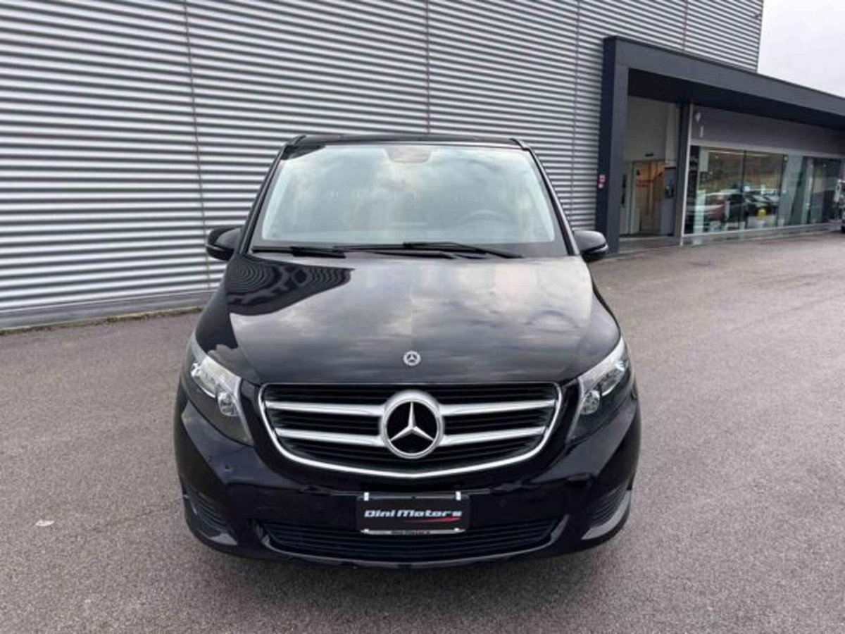 Mercedes-Benz Classe V 220 d Executive Long (2)