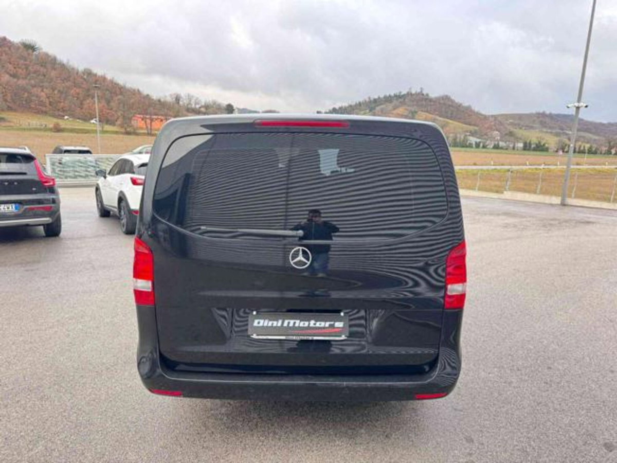 Mercedes-Benz Classe V 220 d Executive Long (6)