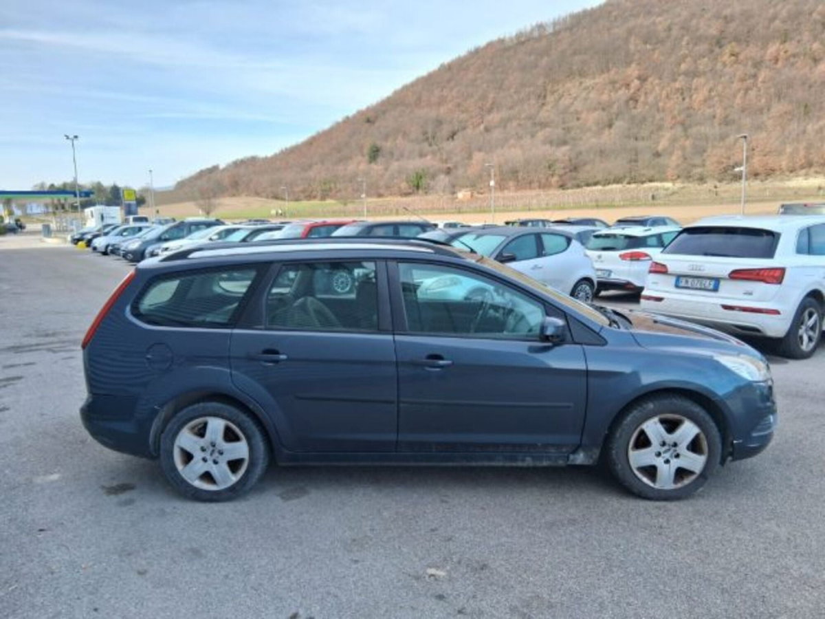 Ford Focus Station Wagon 1.6 TDCi (110CV) SW Tit. DPF (4)