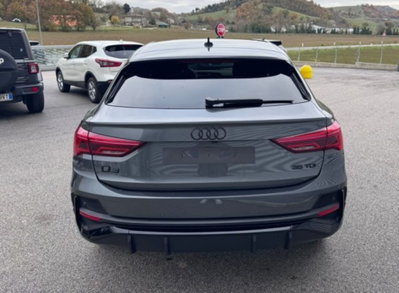 Audi Q3 Sportback 35 2.0 tdi Identity Black s-tronic (6)