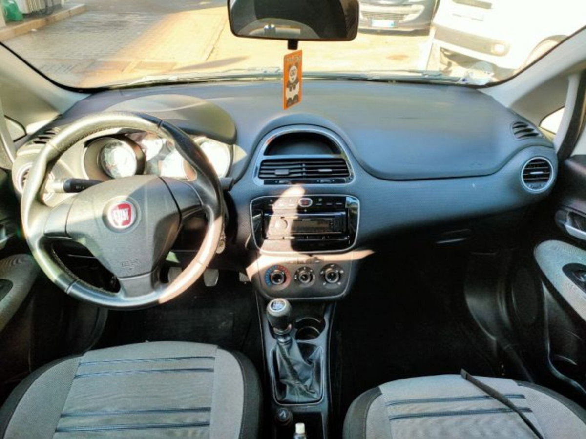 Fiat Punto Evo 1.2 5 porte S&S Dynamic (9)