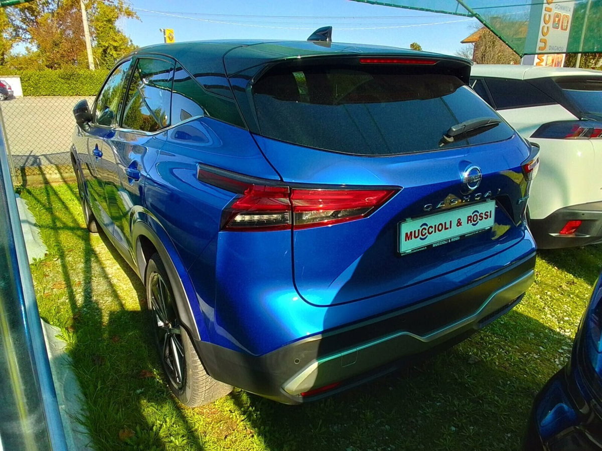 Nissan Qashqai 1.3 mhev Tekna 4wd 158cv xtronic (3)