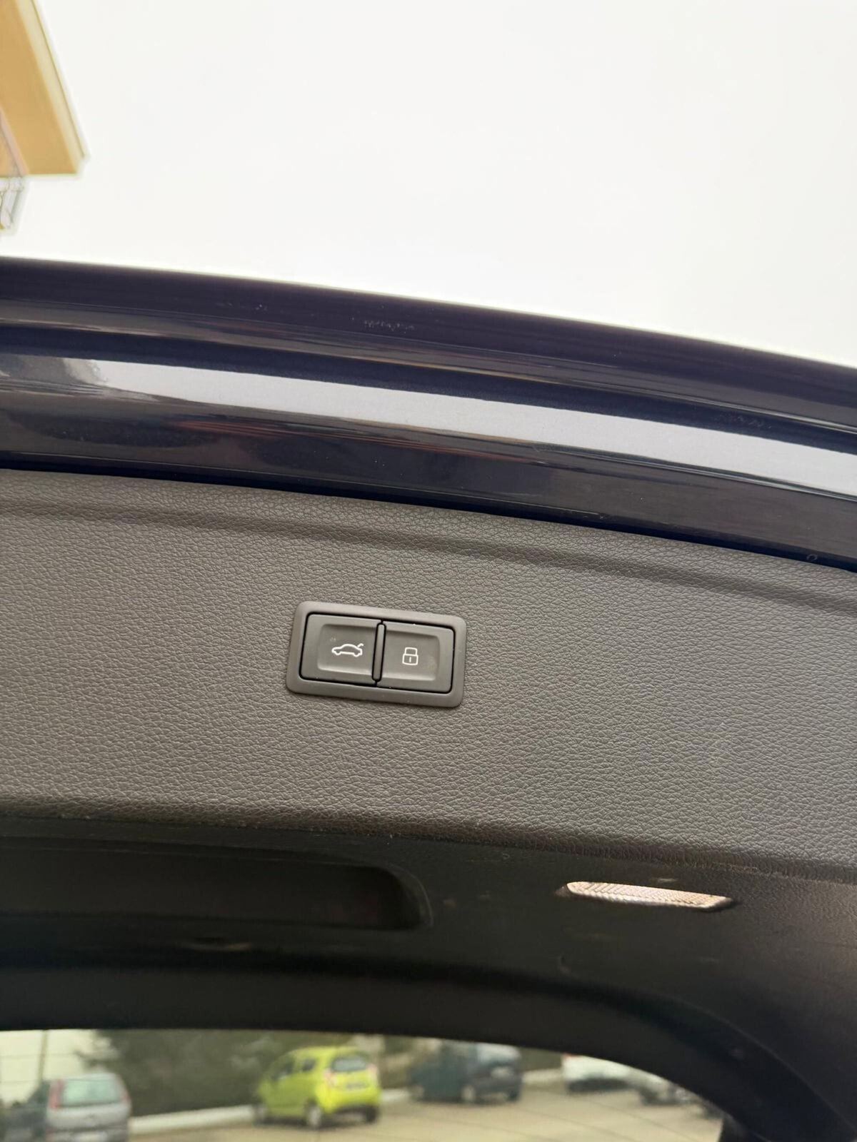 Audi Q5 35 TDI quattro S tronic Design (11)