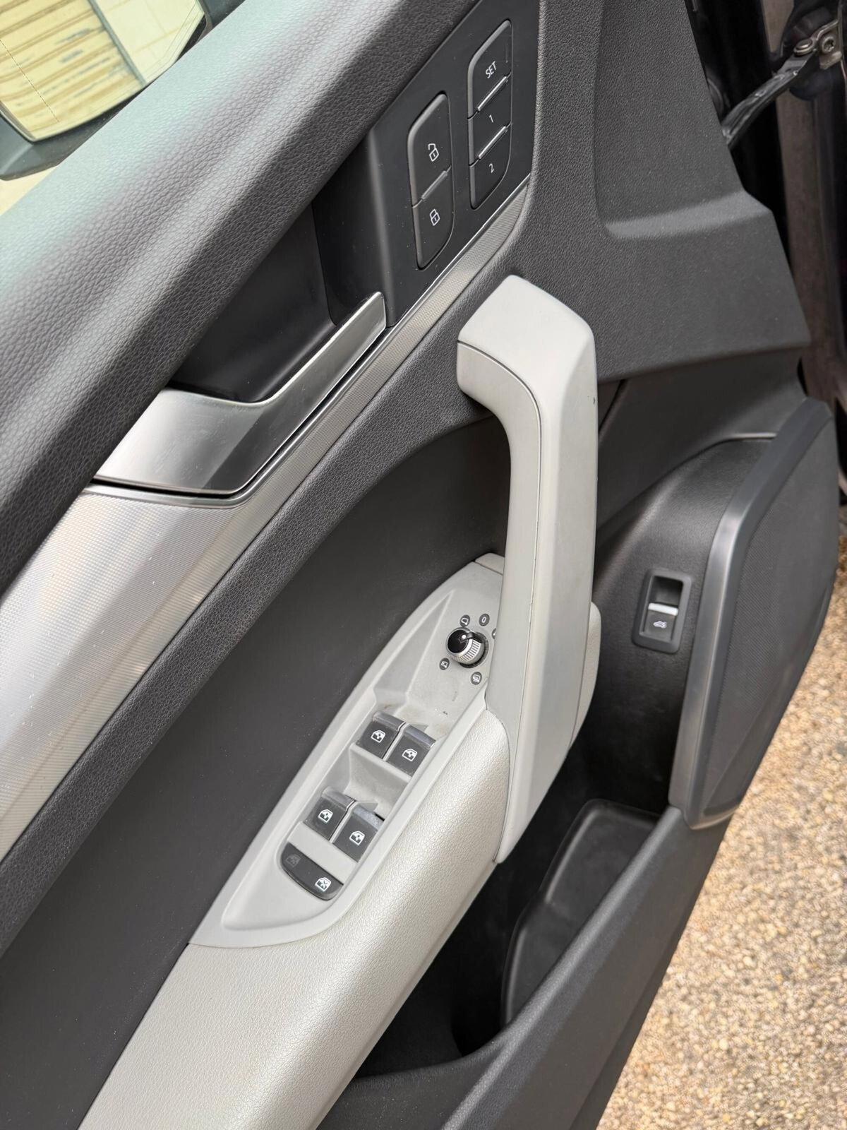 Audi Q5 35 TDI quattro S tronic Design (17)