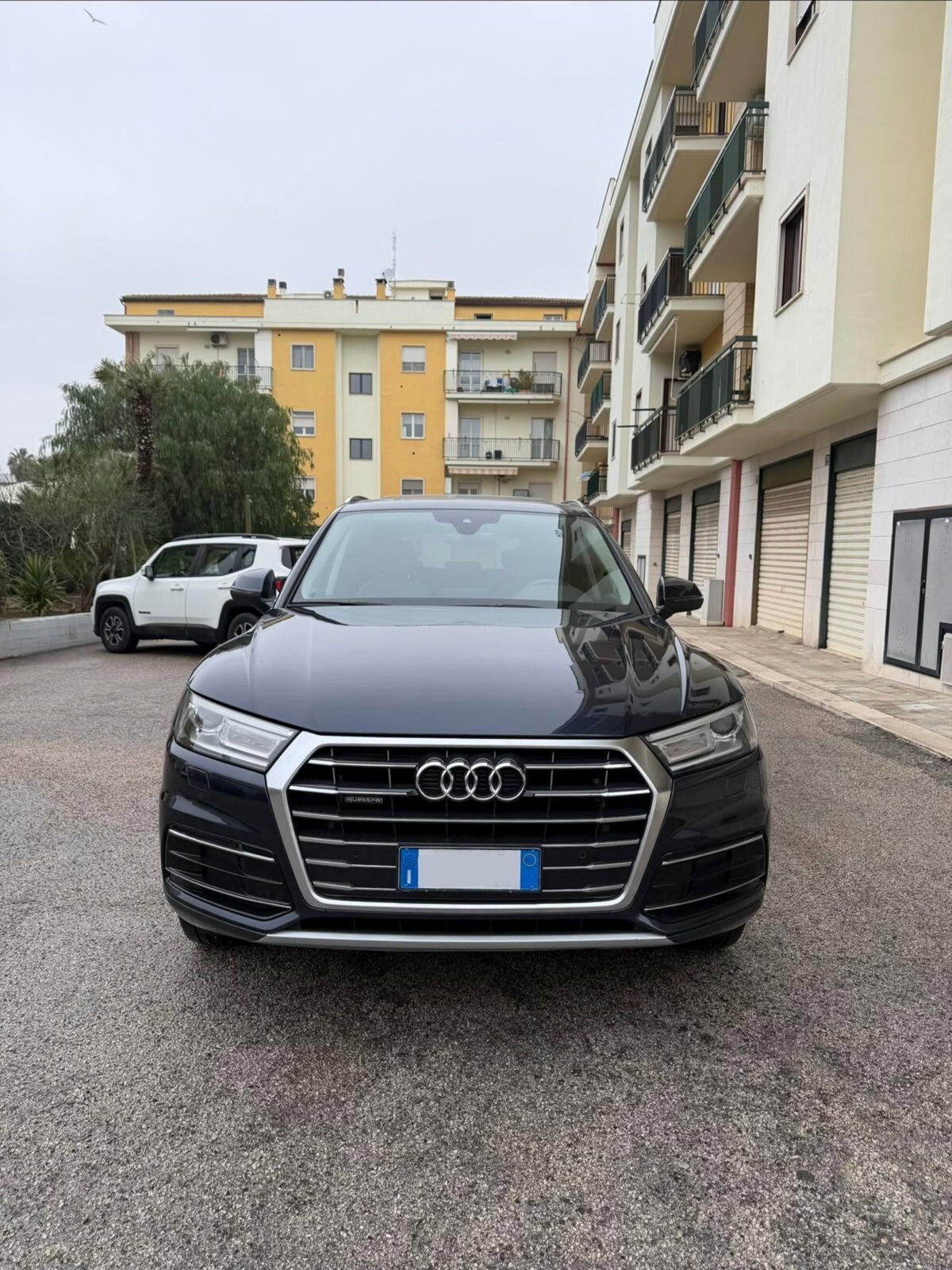Audi Q5 35 TDI quattro S tronic Design (3)