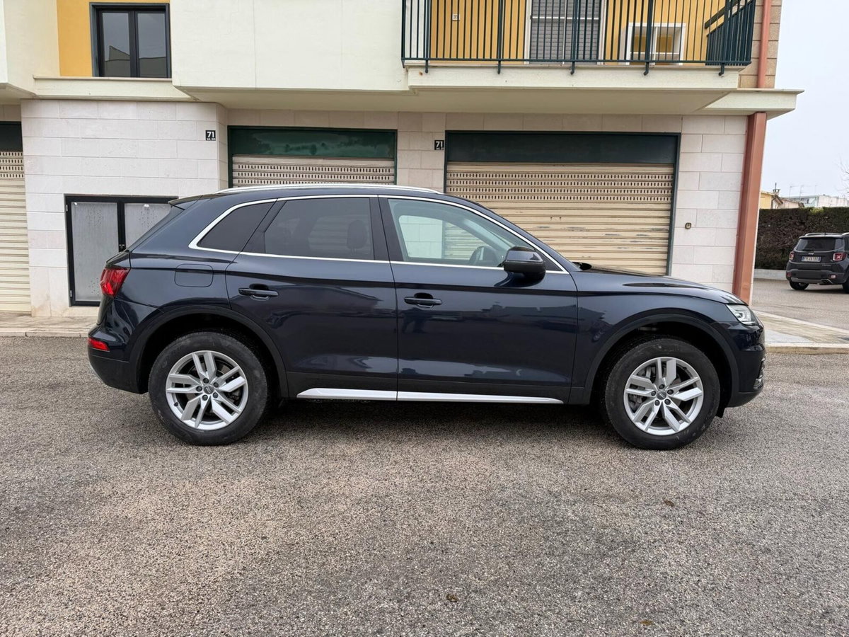 Audi Q5 35 TDI quattro S tronic Design (6)