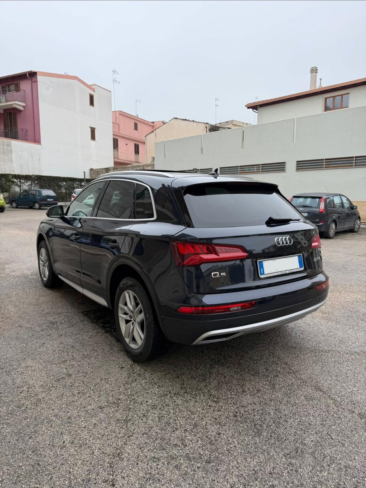 Audi Q5 35 TDI quattro S tronic Design (9)