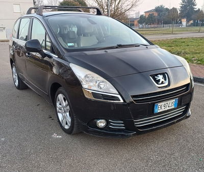 Peugeot 5008 1.6 HDi 112CV Féline usata