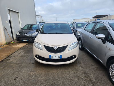 Lancia Ypsilon 1.3 MJT 16V 95 CV 5 porte S&S Gold usata