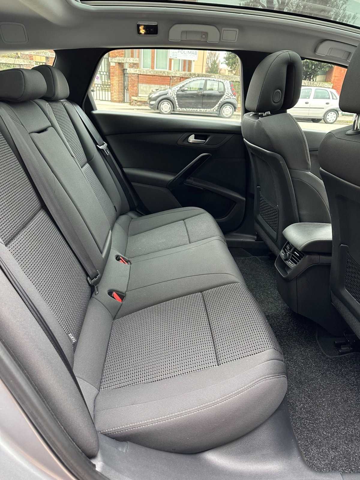 Peugeot 508 SW BlueHDi 120 EAT6 S&S Allure (12)