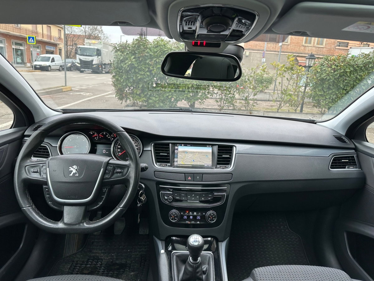 Peugeot 508 SW BlueHDi 120 EAT6 S&S Allure (14)