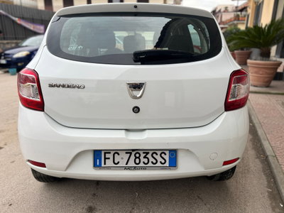 Dacia Sandero 1.2 75CV Lauréate (6)