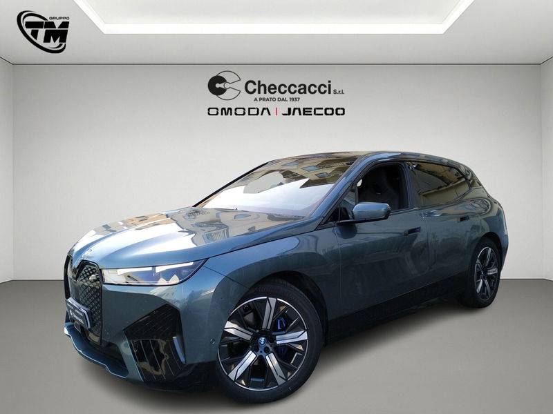BMW iX xdrive50 pacchetto sportivo
