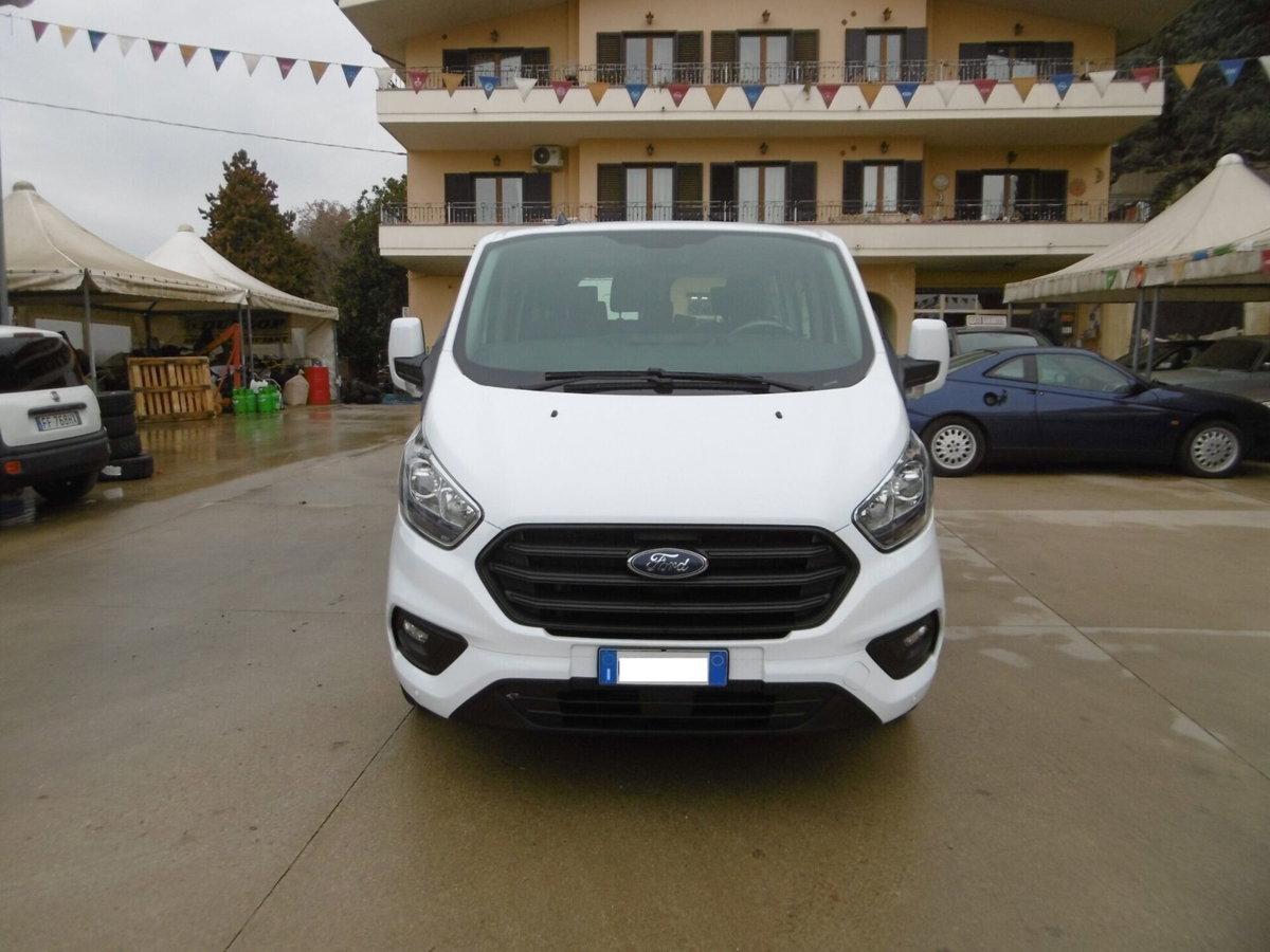 Ford Transit Custom Furgone 320 2.0 EcoBlue 130 PC-TN  Trend (2)