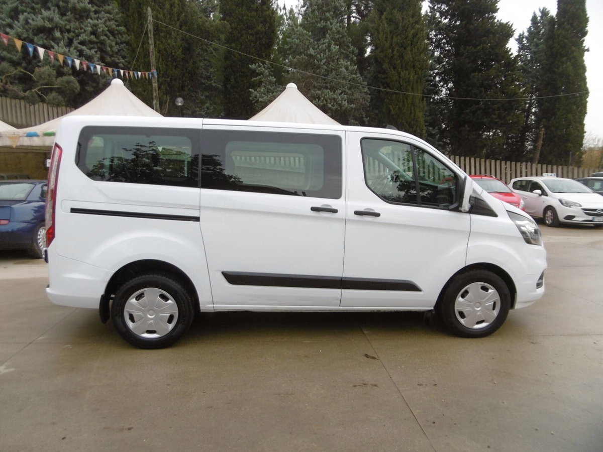 Ford Transit Custom Furgone 320 2.0 EcoBlue 130 PC-TN  Trend (4)
