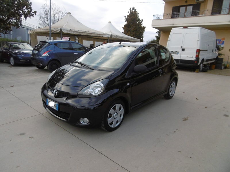 Toyota Aygo 1.0 12V VVT-i 3 porte Sol Connect