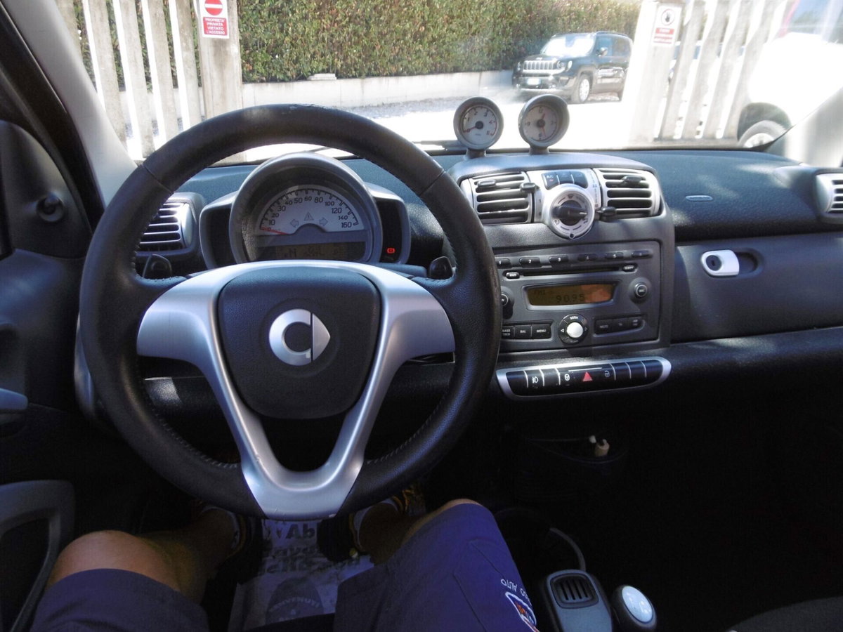 smart Fortwo 800 33 kW coupé passion cdi (11)