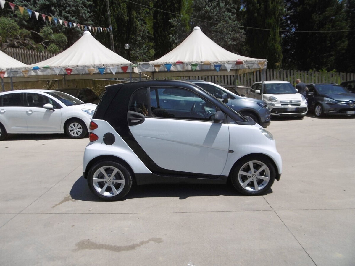 smart Fortwo 800 33 kW coupé passion cdi (4)