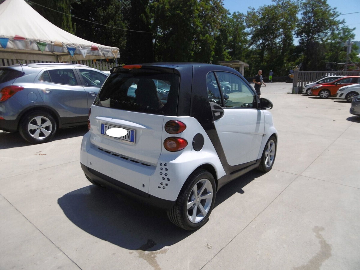 smart Fortwo 800 33 kW coupé passion cdi (5)