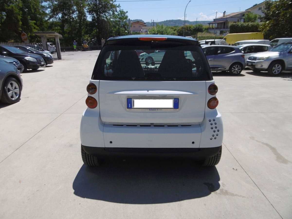 smart Fortwo 800 33 kW coupé passion cdi (7)