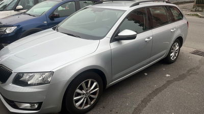 Skoda Octavia Station Wagon 1.4 TSI Wagon Executive G-Tec usata