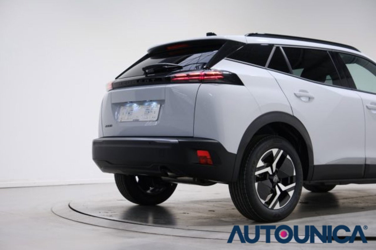 Peugeot 2008 PureTech 100 S&S Allure (13)