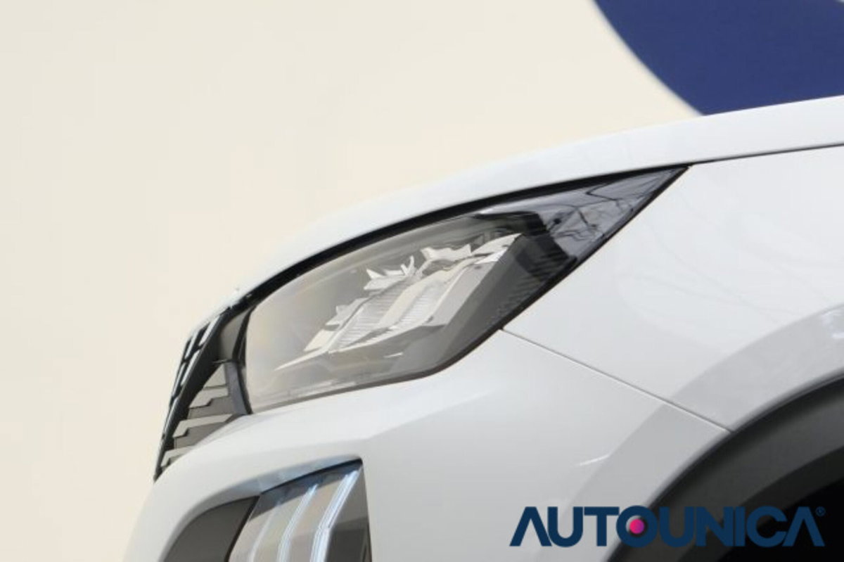 Peugeot 2008 PureTech 100 S&S Allure (20)