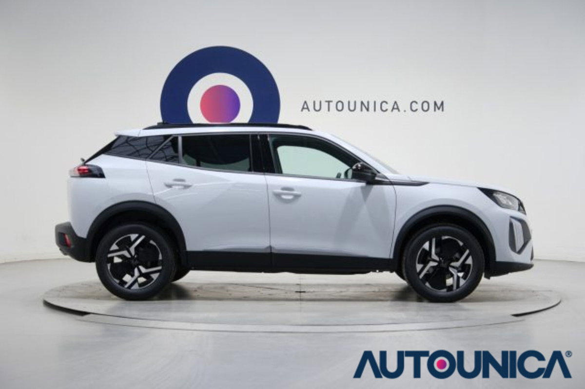 Peugeot 2008 PureTech 100 S&S Allure (4)