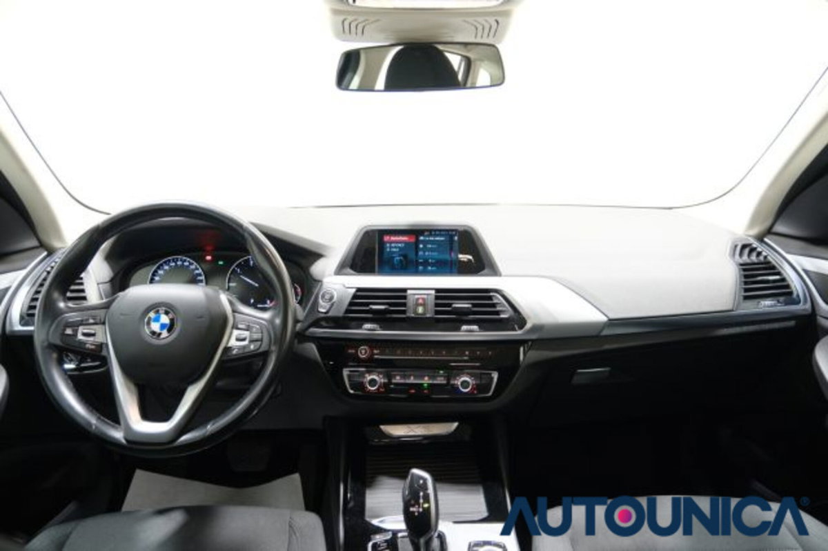 BMW X3 xDrive20d Business Advantage (10)