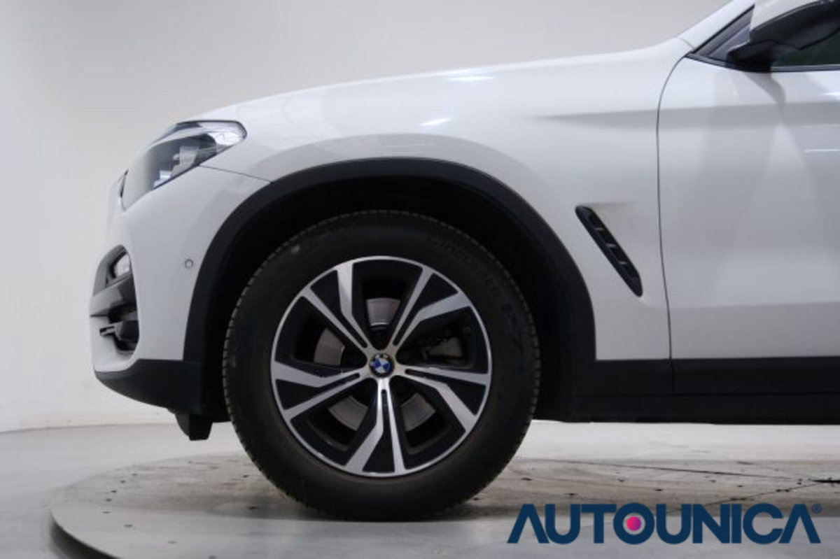 BMW X3 xDrive20d Business Advantage (18)