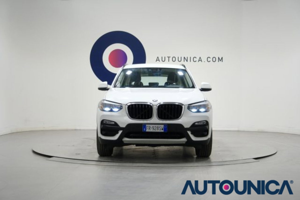 BMW X3 xDrive20d Business Advantage (2)