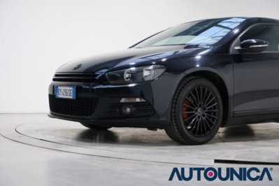 Volkswagen Scirocco 2.0 TDI 140CV DPF (11)