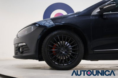 Volkswagen Scirocco 2.0 TDI 140CV DPF (19)